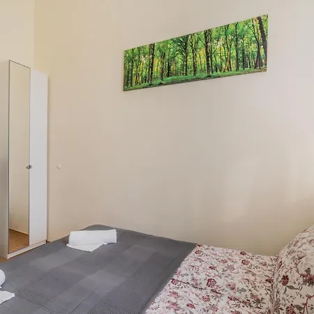 Dohany Residency Inner Synagogue Appartement