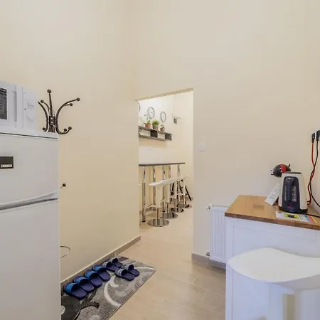 Dohany Residency Inner Synagogue Appartement