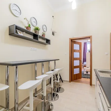 Апартаменты Dohany Residency Inner Synagogue